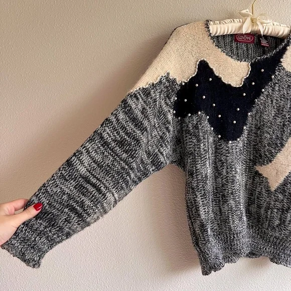 Vintage 1980s Gray Sweater With Bow Trompe L'œil (M/L) - Picture 8 of 10